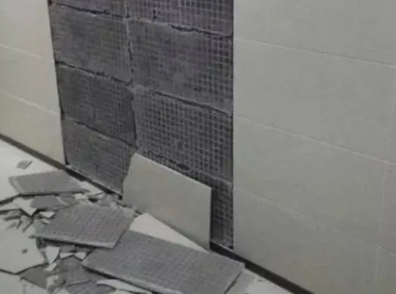 泸县瓷砖空鼓维修公司分享下泸县墙砖松动维修的知识